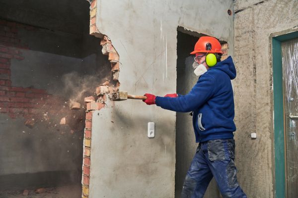 Concrete Wall Demolition in Houma